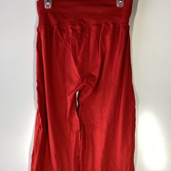 Free People Good Karma Red High Waisted Flare Leggings Women’s Size M/L - Picture 6 of 9
